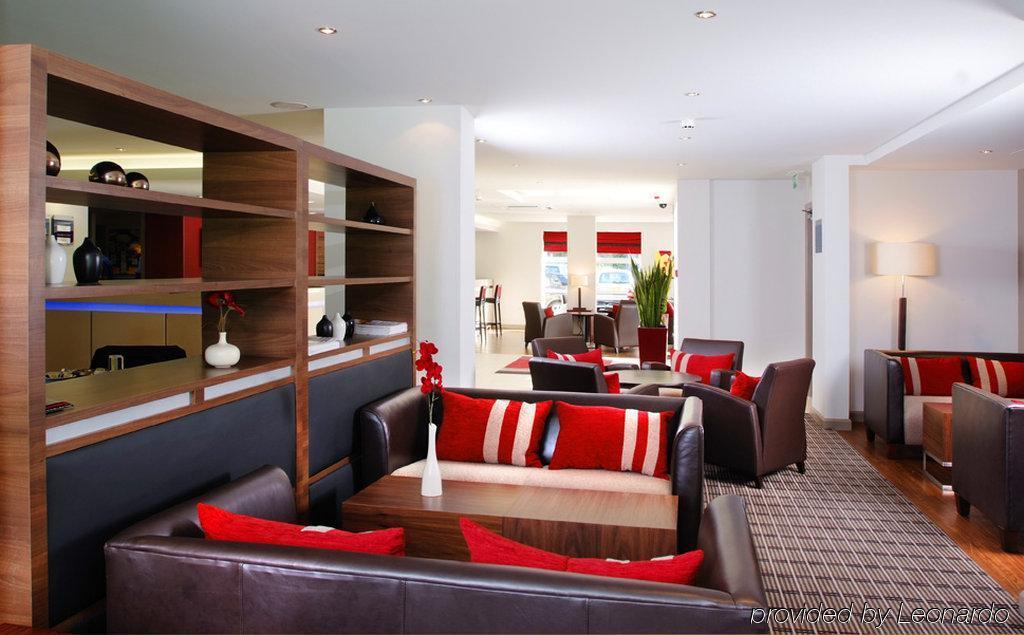Holiday Inn Express Swindon West By Ihg Interior photo